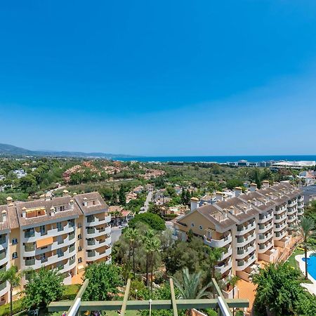 Elegant 2 Bdrm Penthouse With Bbq And Pools Apartman Marbella Kültér fotó