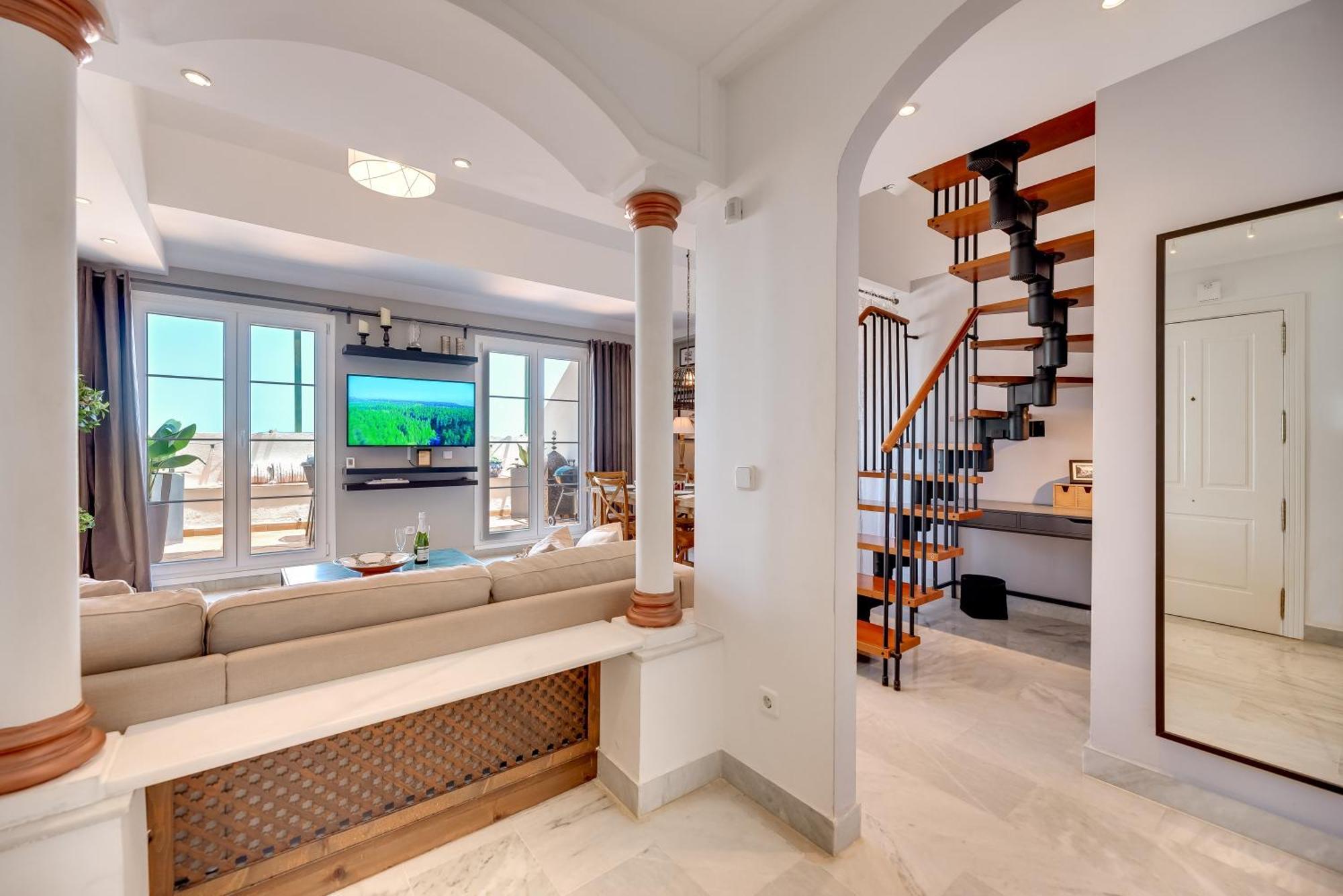 Elegant 2 Bdrm Penthouse With Bbq And Pools Apartman Marbella Kültér fotó