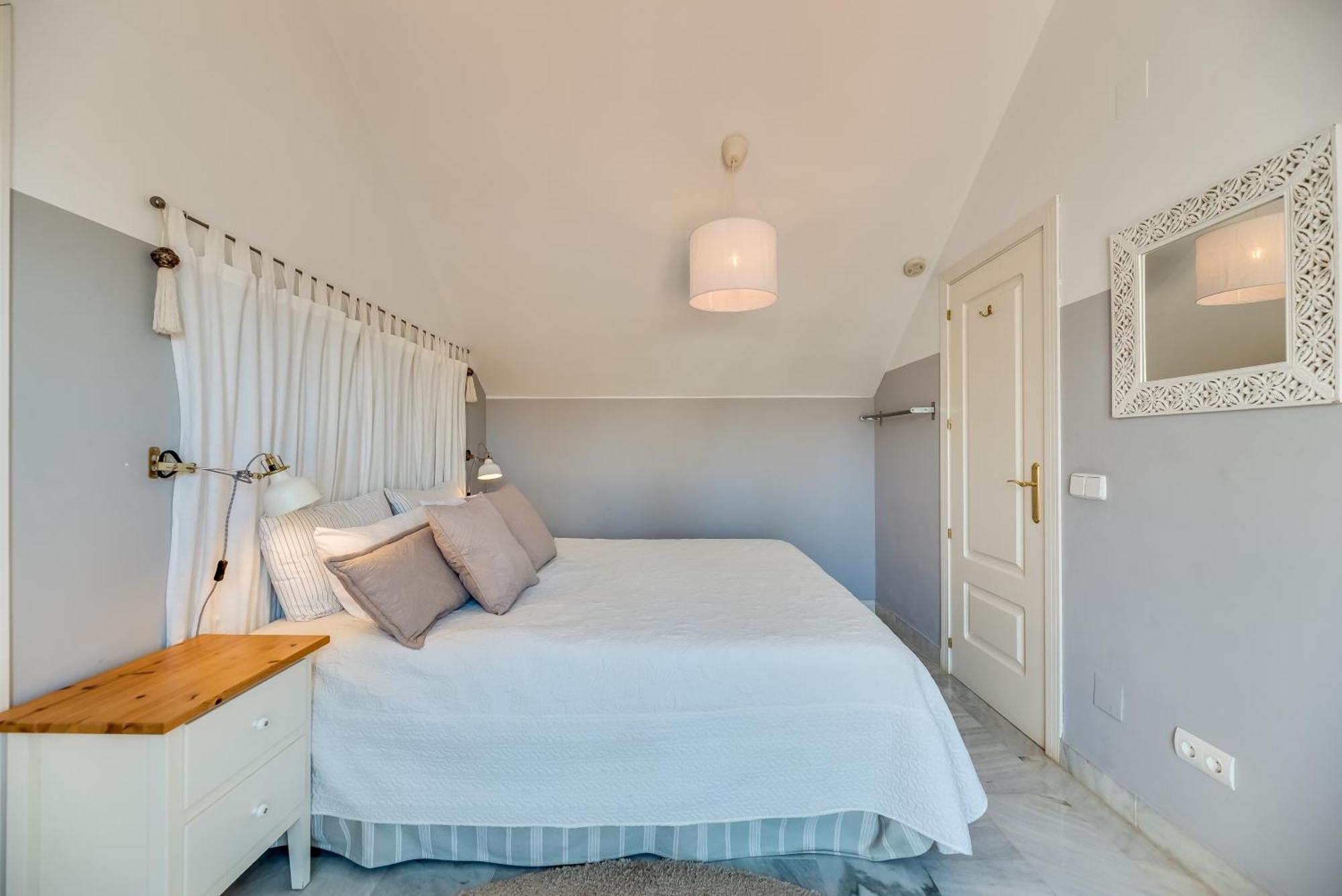 Elegant 2 Bdrm Penthouse With Bbq And Pools Apartman Marbella Kültér fotó