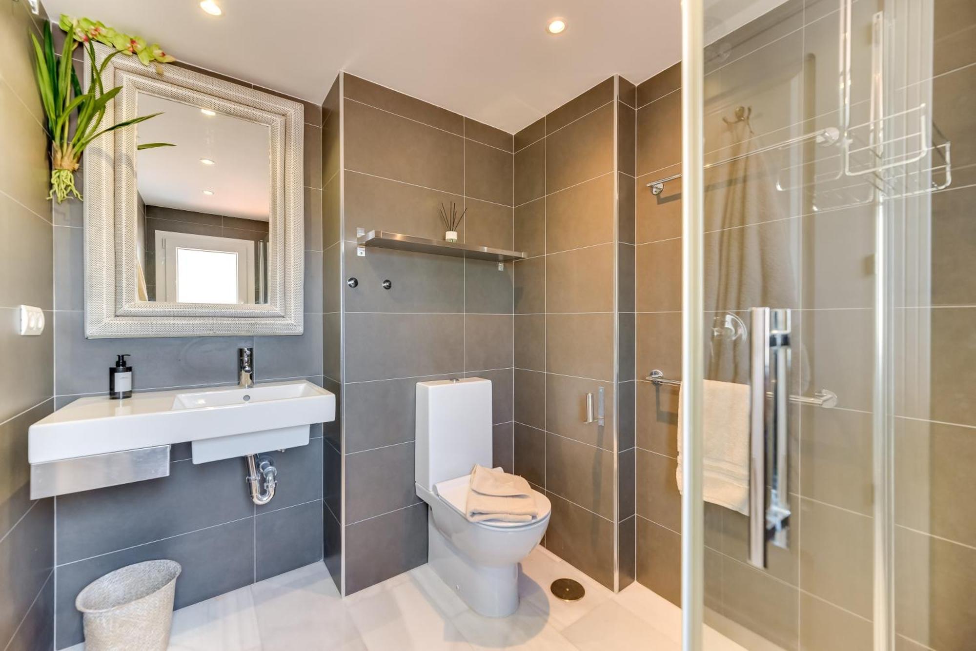 Elegant 2 Bdrm Penthouse With Bbq And Pools Apartman Marbella Kültér fotó