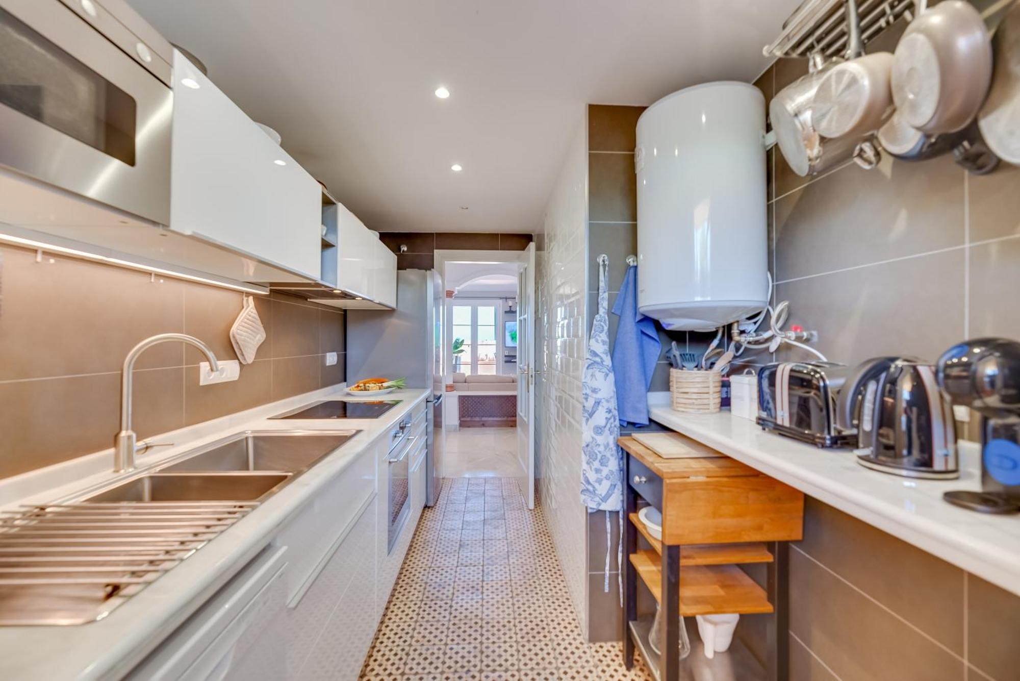 Elegant 2 Bdrm Penthouse With Bbq And Pools Apartman Marbella Kültér fotó