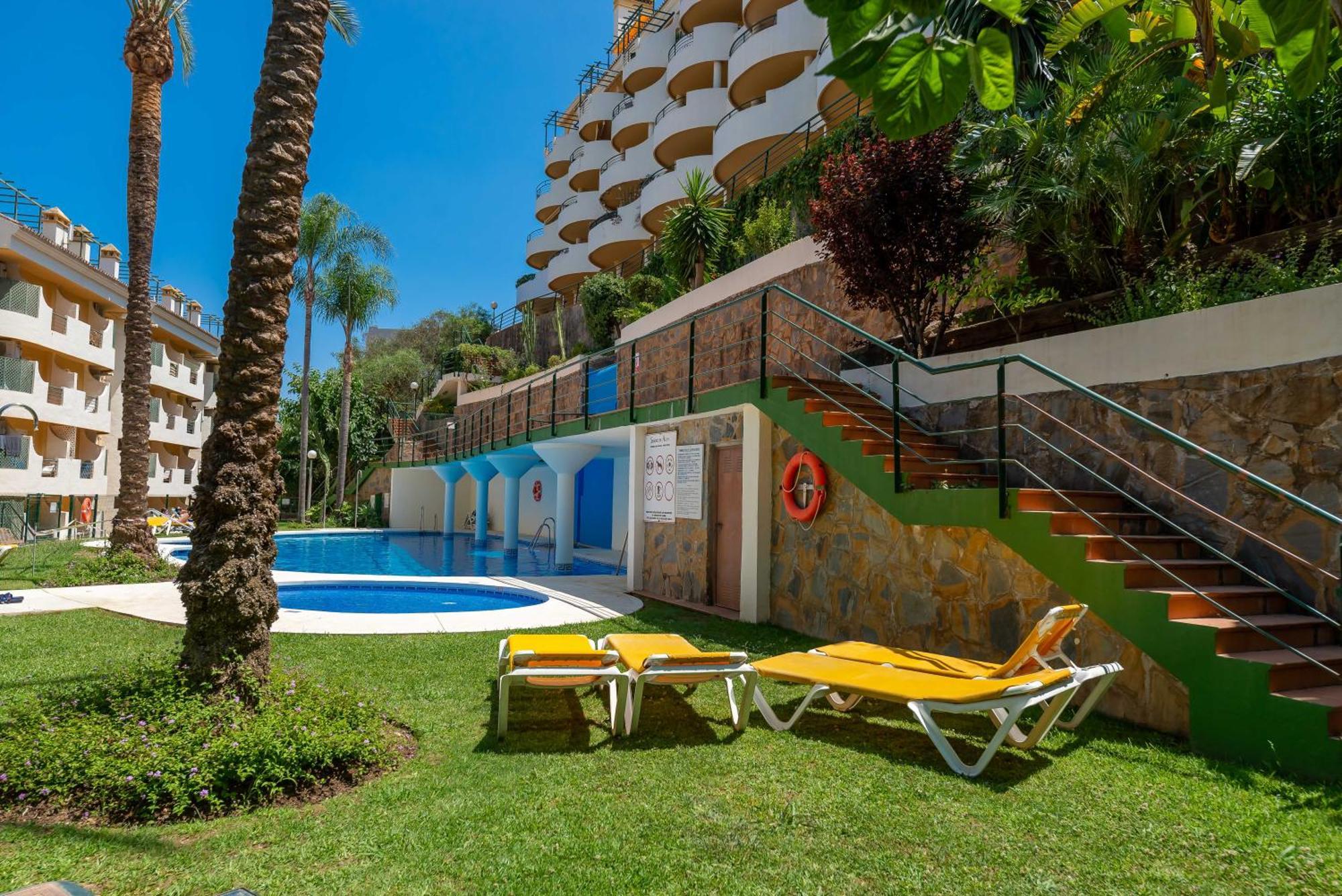 Elegant 2 Bdrm Penthouse With Bbq And Pools Apartman Marbella Kültér fotó
